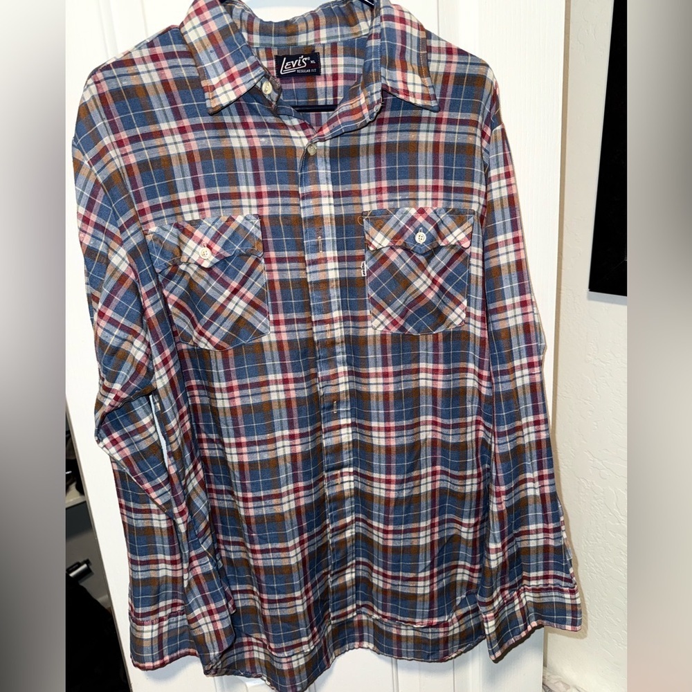 Vintage Levi's XL Flannel Shirt Plaid  Blue Brown Maroon Double Pocket